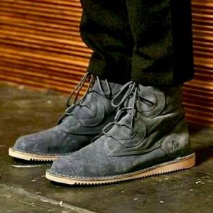 OLIBERTE Suede Boots in Green. Mens Size 13.